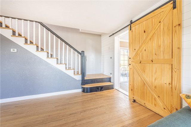 532 Beazell Rd, Rostraver, PA 15012