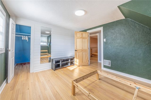 532 Beazell Rd, Rostraver, PA 15012