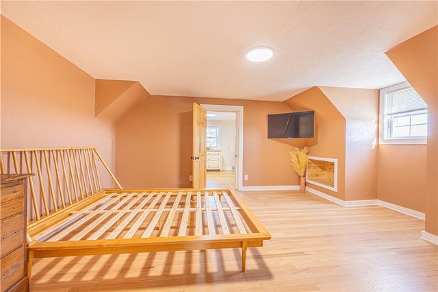 532 Beazell Rd, Rostraver, PA 15012