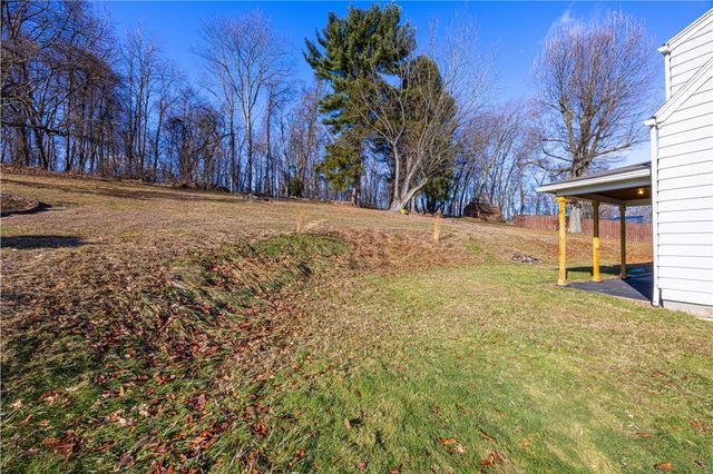 532 Beazell Rd, Rostraver, PA 15012