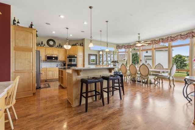 3401 Fox Tail Trail NW, Prior Lake, MN 55372