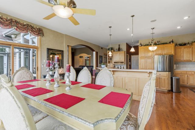 3401 Fox Tail Trail NW, Prior Lake, MN 55372