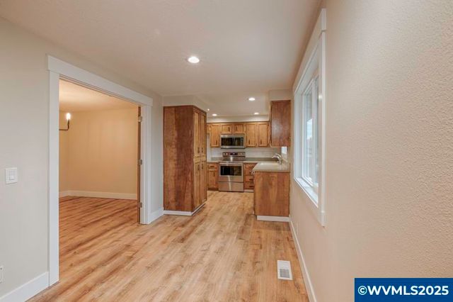 1735 Misty Pl NW, Salem, OR 97304