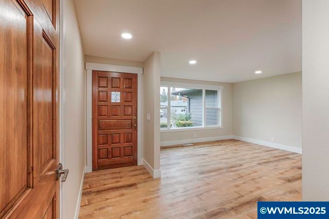 1735 Misty Pl NW, Salem, OR 97304