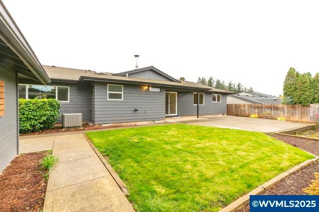 1735 Misty Pl NW, Salem, OR 97304