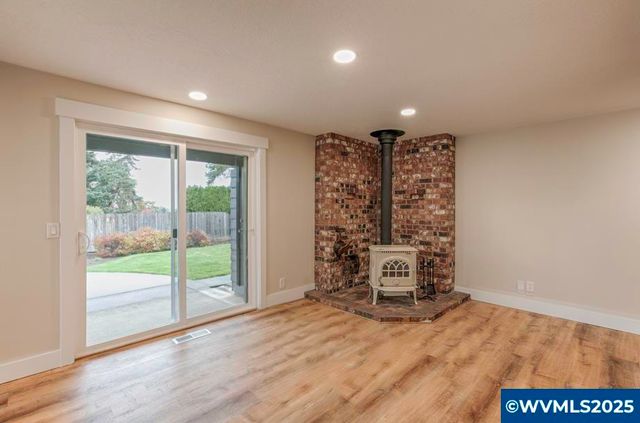 1735 Misty Pl NW, Salem, OR 97304