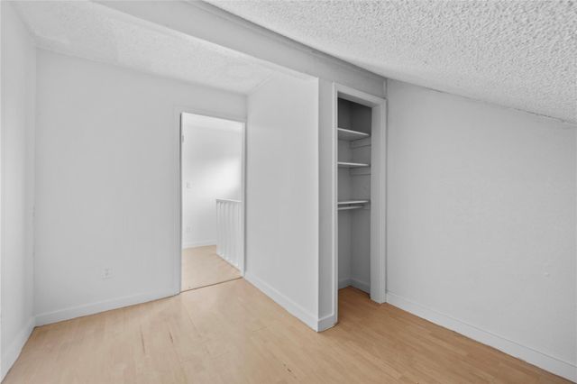 6327 Lynkat Lane, Houston, TX 77083