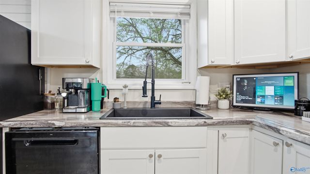 1602 Linwood Drive SW, Hartselle, AL 35640