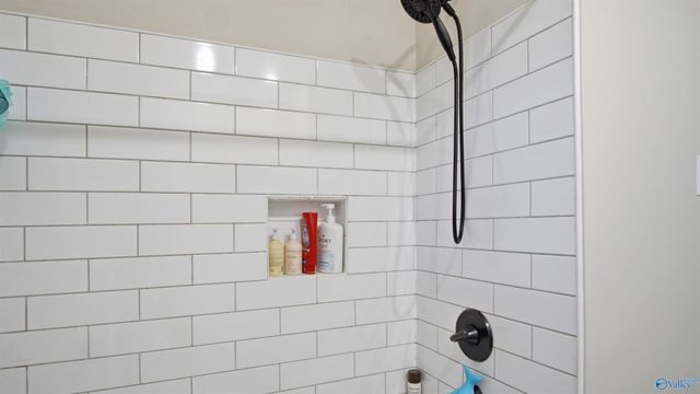 1602 Linwood Drive SW, Hartselle, AL 35640