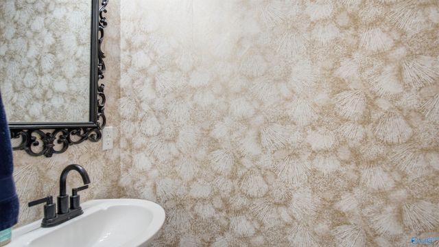 1602 Linwood Drive SW, Hartselle, AL 35640