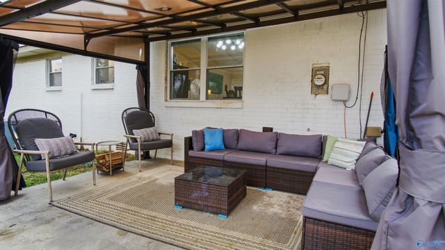 1602 Linwood Drive SW, Hartselle, AL 35640