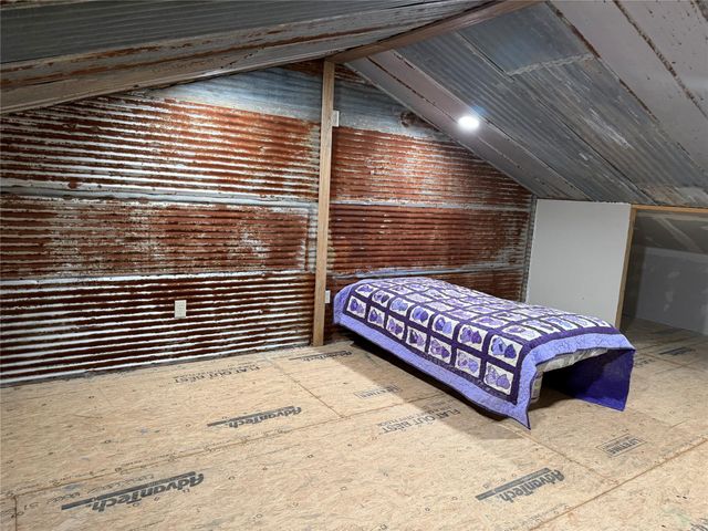 10309 Cr 1, Hallettsville, TX 77964