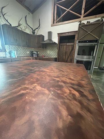 10309 Cr 1, Hallettsville, TX 77964