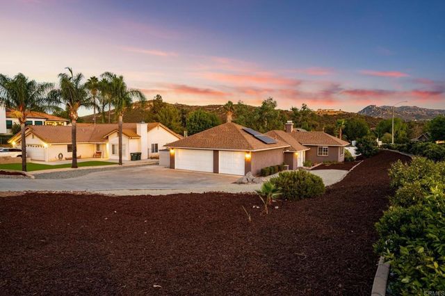 16403 Arena Dr., Ramona, CA 92065