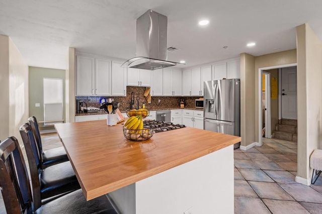 16403 Arena Dr., Ramona, CA 92065