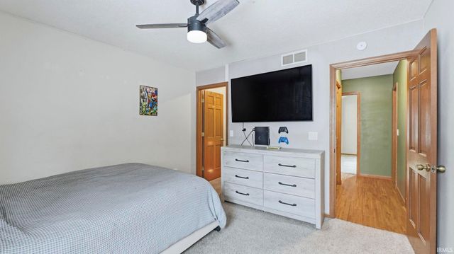 5511 Quail Canyon Drive, Fort Wayne, IN 46835