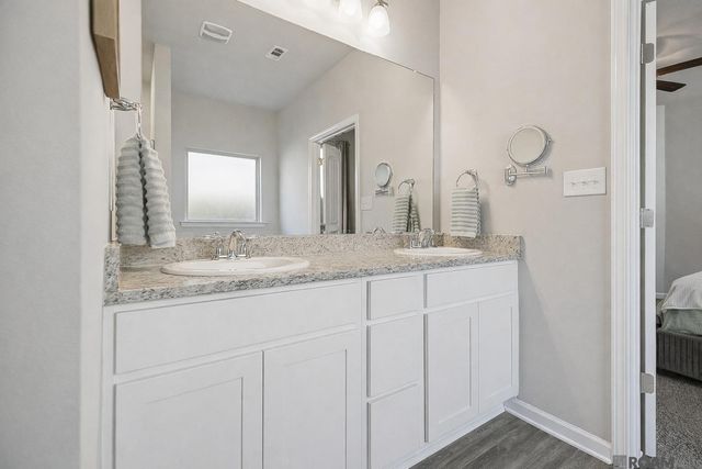 1223 Meridian Dr, Baton Rouge, LA 70820