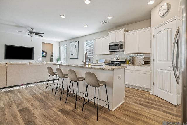 1223 Meridian Dr, Baton Rouge, LA 70820