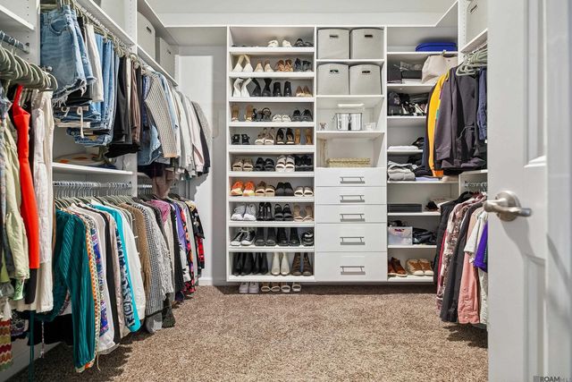 1223 Meridian Dr, Baton Rouge, LA 70820