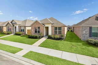 1223 Meridian Dr, Baton Rouge, LA 70820
