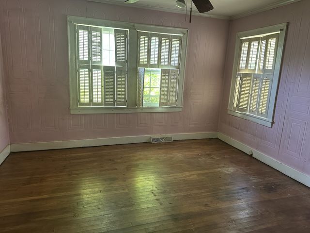1111 S Brittain St, Shelbyville, TN 37160
