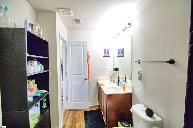 111 Botany Drive, Laurens, SC 29360