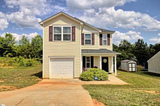 111 Botany Drive, Laurens, SC 29360
