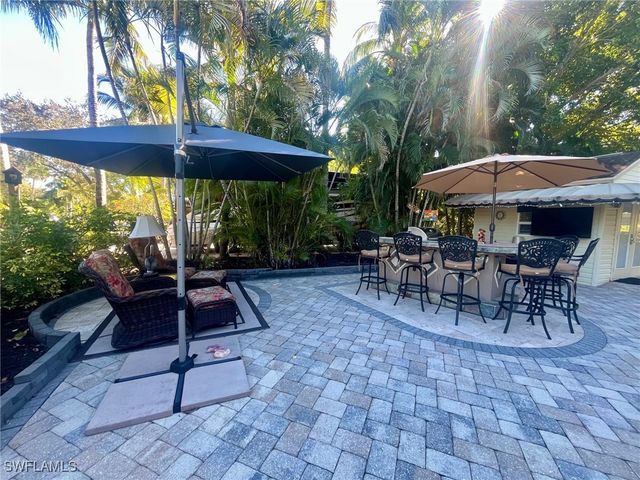 4420 Southern Breeze DR, Naples, FL 34114