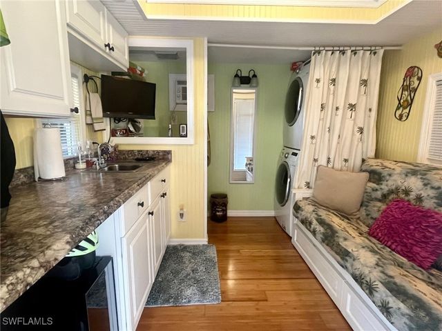 4420 Southern Breeze DR, Naples, FL 34114