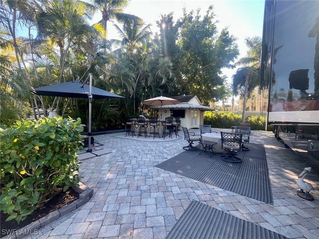 4420 Southern Breeze DR, Naples, FL 34114