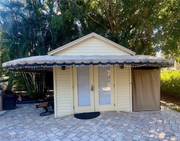 4420 Southern Breeze DR, Naples, FL 34114