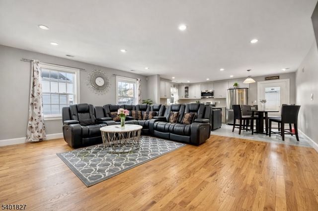 361 Garretson Ave, Perth Amboy City, NJ 08861