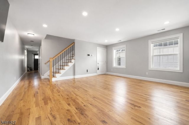 361 Garretson Ave, Perth Amboy City, NJ 08861