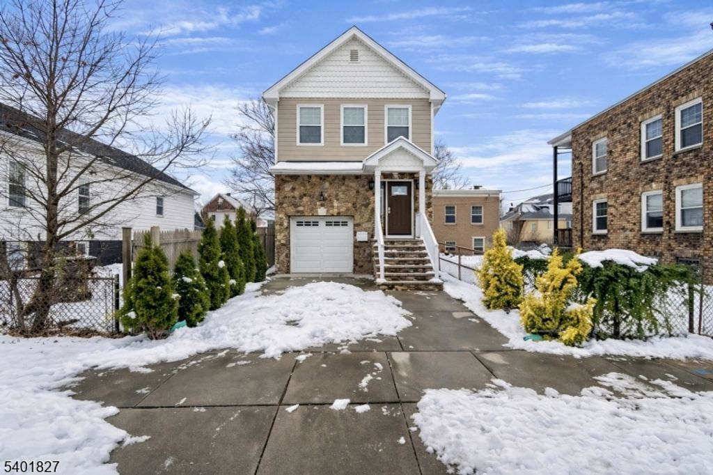 361 Garretson Ave, Perth Amboy City, NJ 08861