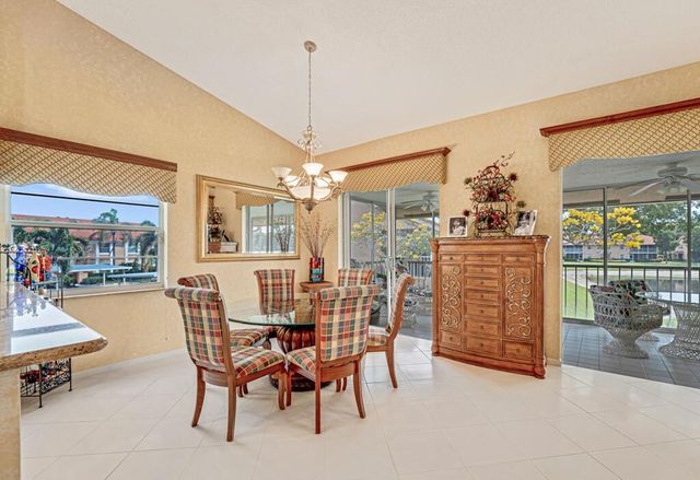 9805 Shadybrook 201 Drive 201, Boynton Beach, FL 33437