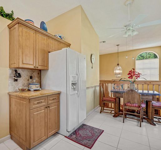 9805 Shadybrook 201 Drive 201, Boynton Beach, FL 33437