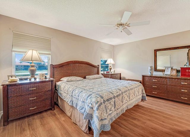 9805 Shadybrook 201 Drive 201, Boynton Beach, FL 33437