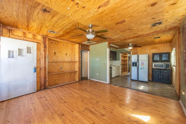 133 Hackberry Ave, Houma, LA 70360