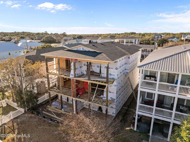 317 S Fourth Avenue A, Kure Beach, NC 28449