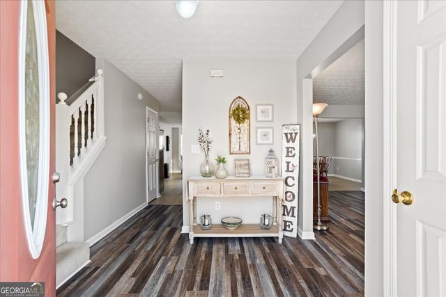 520 Easton Drive, Locust Grove, GA 30248