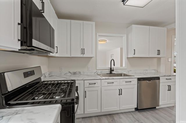 3706 W Jefferson Boulevard, South Bend, IN 46619