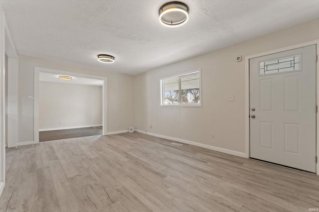 3706 W Jefferson Boulevard, South Bend, IN 46619