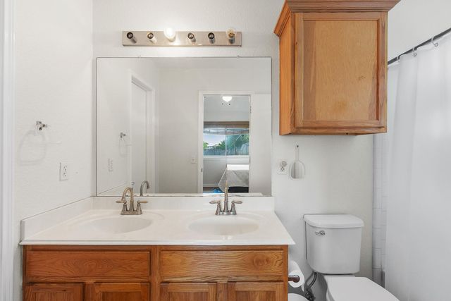 752 Faircrest DR, Buda, TX 78610