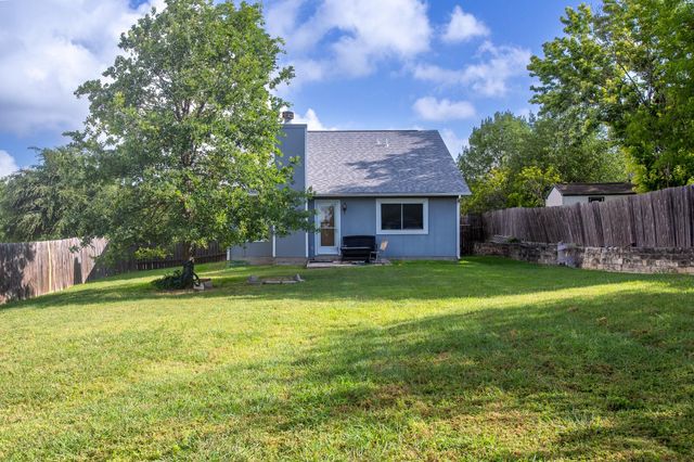 752 Faircrest DR, Buda, TX 78610