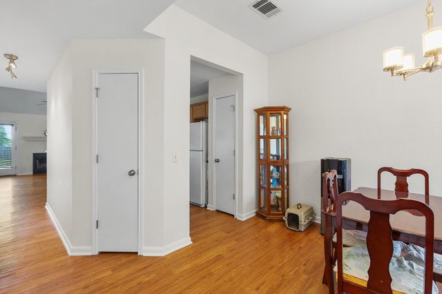 752 Faircrest DR, Buda, TX 78610
