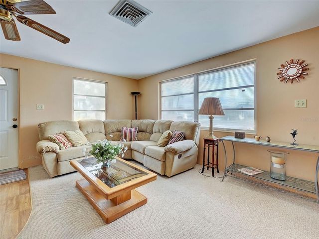 35 HILLCREST DRIVE, Englewood, FL 34223