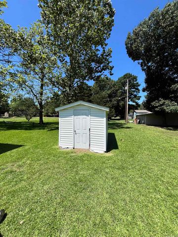 721 Fairview St, Conway, AR 72034