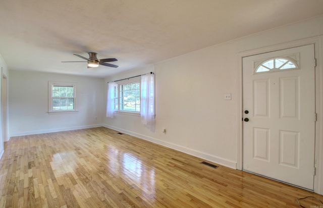 721 Fairview St, Conway, AR 72034