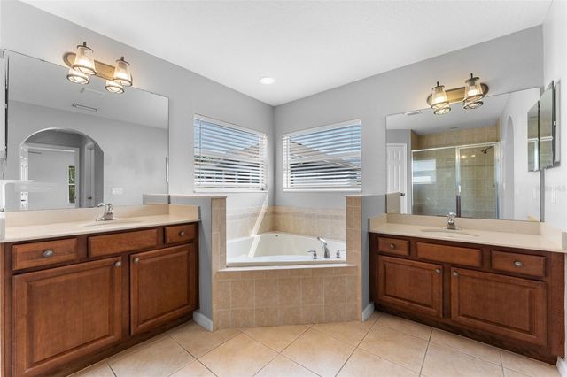 14835 OLD THICKET TRACE, Winter Garden, FL 34787