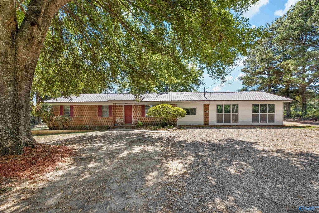 1133 Liberty Road, Danville, AL 35619